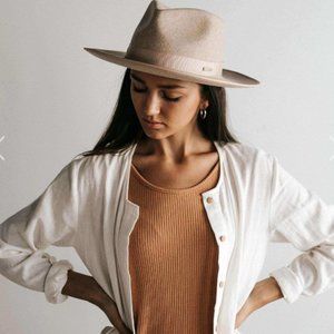 Gigi Pip Monroe Rancher Oatmeal